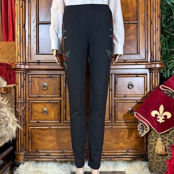 Suko Jeans Black Super Soft Knit Red Rose Embroidered Ponte Pant - Picture 2 of 9